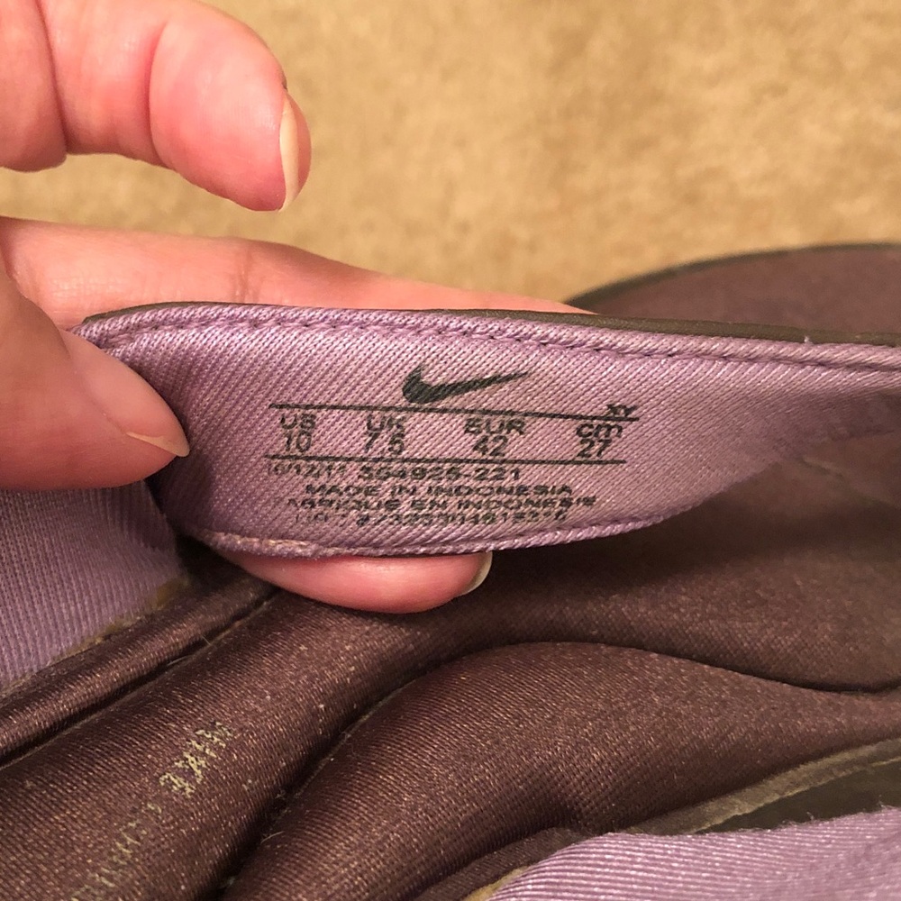 Nike Women's Sandals in Purple and Brown - Picture 4 of 5